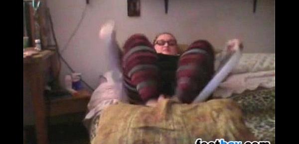  Glasses Wearing BBW Showing Off Her Soles